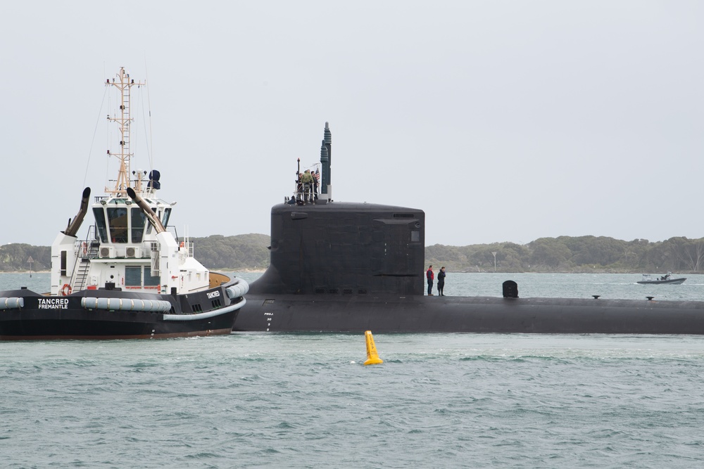 USS Hawaii Arrives at HMAS Stirling for AUKUS Submarine Tendered Maintenance Period