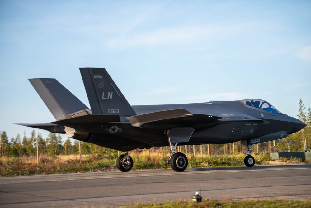 U.S. Air Force F-35 Lightning II makes historic first on highway in Finland