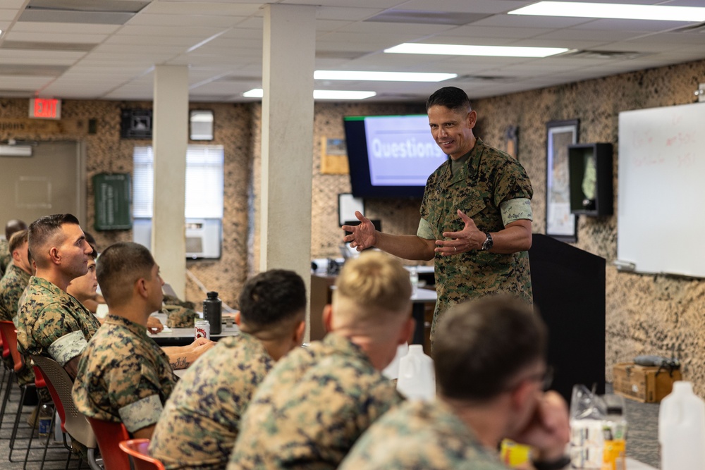 Sergeant Major of the Marine Corps Tours SOI-West