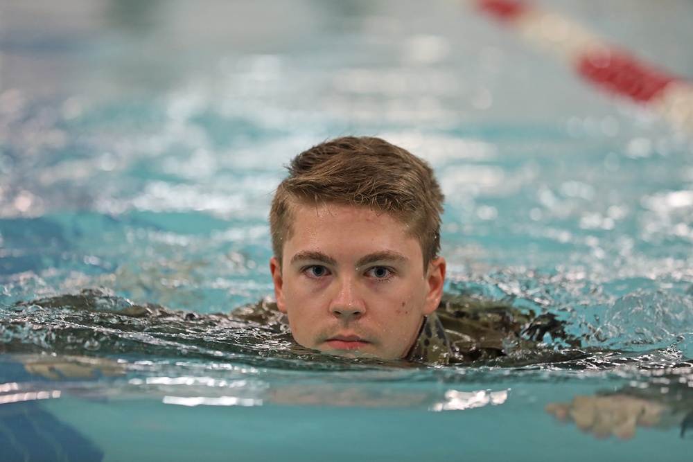 13th CSSB Soldiers Swim for Foreign Badge