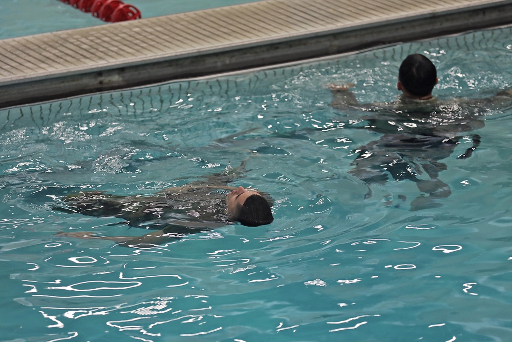 13th CSSB Soldiers Swim for Foreign Badge