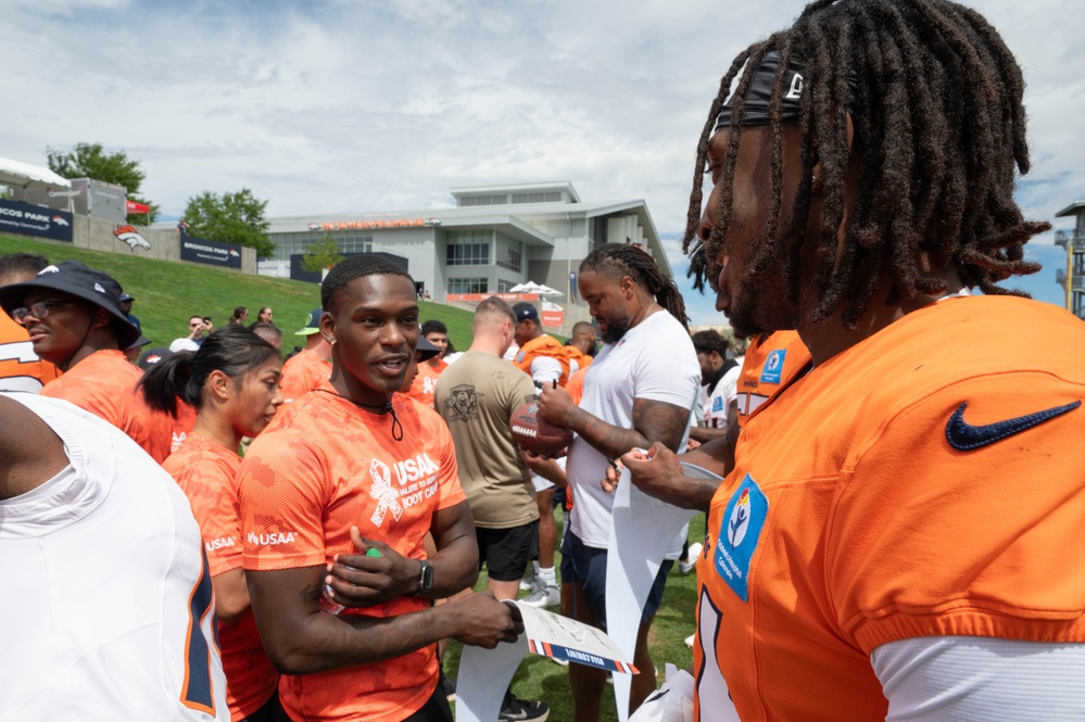 Denver Broncos host U.S. service members to train at their camp