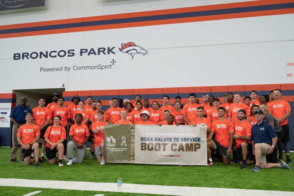 Denver Broncos host U.S. service members to train at their camp