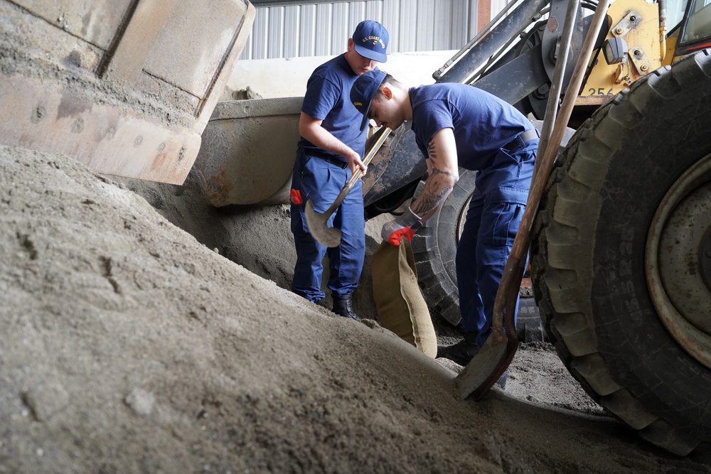 Alaska Army National Guard and U.S. Coast Guard assists with Ketchikan landslide response