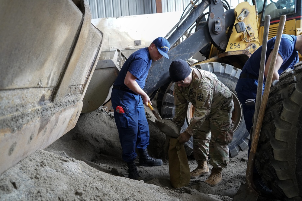 Alaska Army National Guard and U.S. Coast Guard assists with Ketchikan landslide response