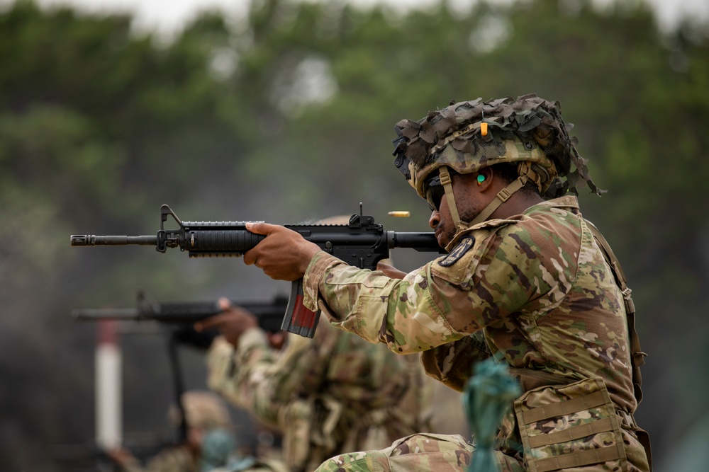 11th Corps Signal Brigade hosts the Flag &amp; Torch Challenge