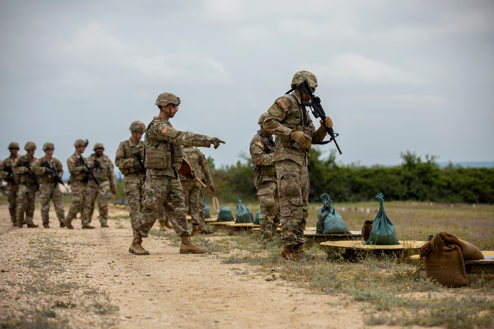 11th Corps Signal Brigade hosts the Flag &amp; Torch Challenge
