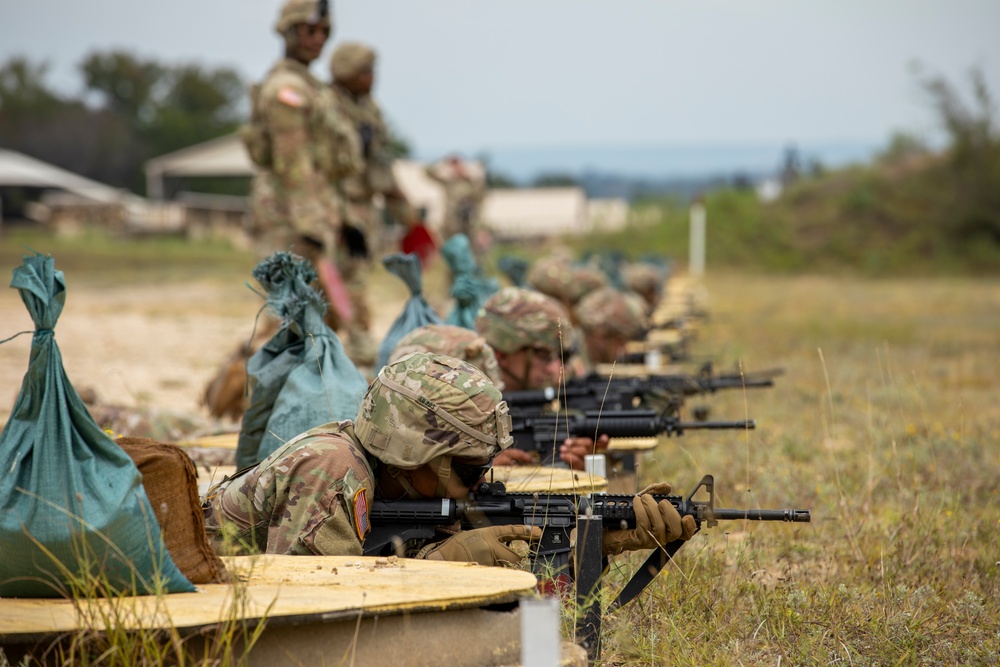 11th Corps Signal Brigade hosts the Flag &amp; Torch Challenge
