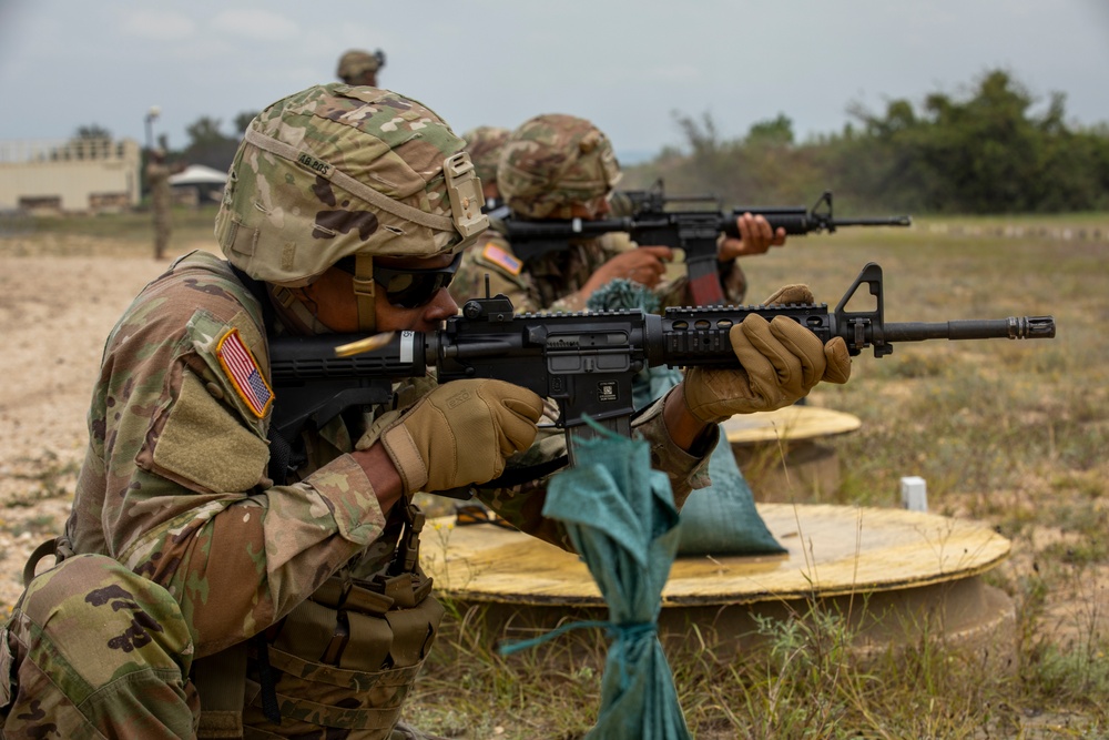 11th Corps Signal Brigade hosts the Flag &amp; Torch Challenge