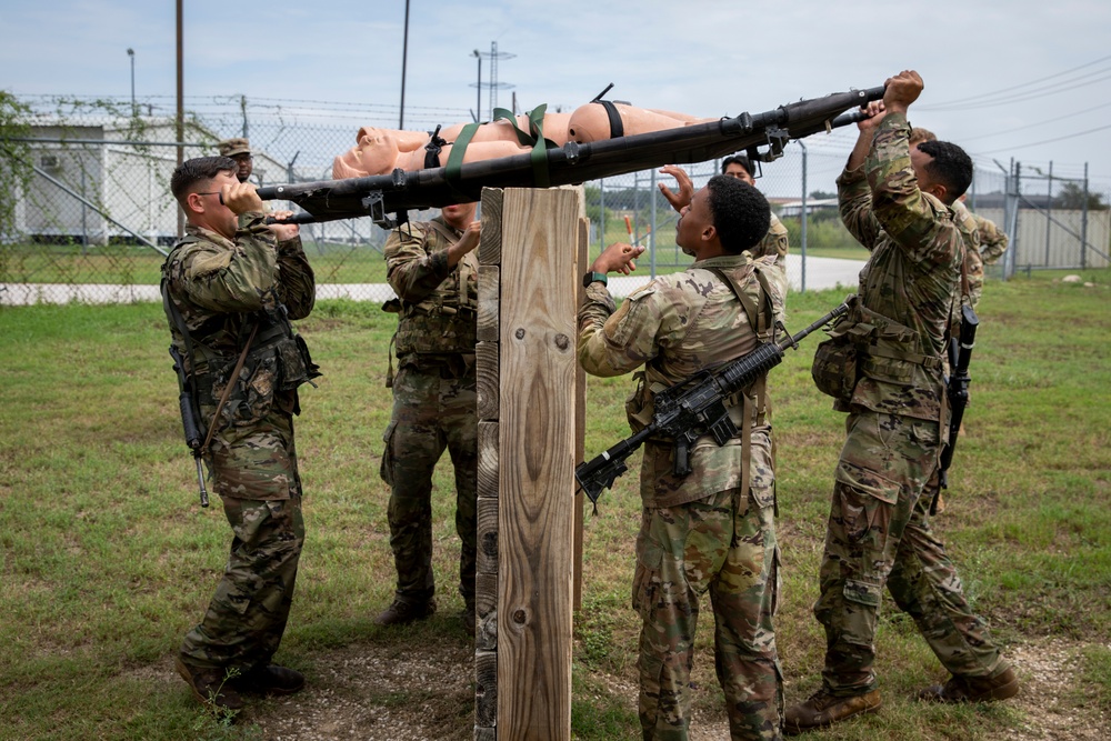 11th Corps Signal Brigade hosts the Flag &amp; Torch Challenge