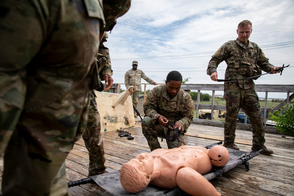11th Corps Signal Brigade hosts the Flag &amp; Torch Challenge