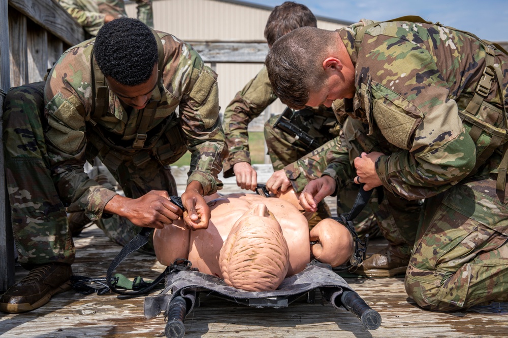 11th Corps Signal Brigade hosts the Flag &amp; Torch Challenge