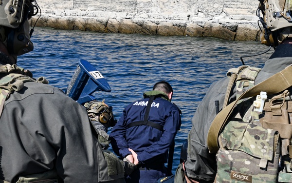 UNITAS LXV Fast Boat and Helicopter Interdiction Training