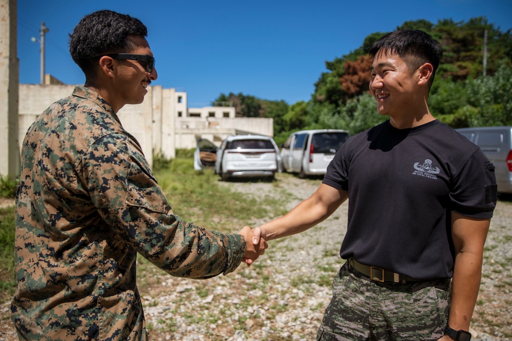 SY 24 | ROK Marines, 15th MEU Come Together for IED Training