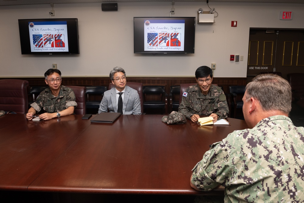 Republic of Korea Army Lt. Gen. Lim Ki-hoon Visits CFAS