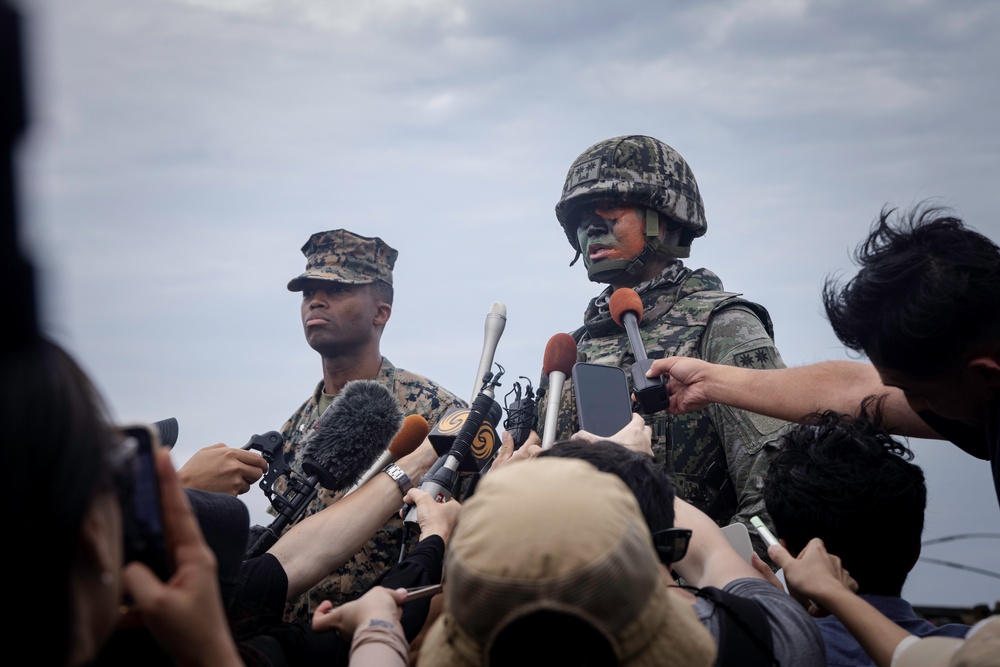 SY 24 | ROK-US Marines participate in interview during simulated amphibious assault