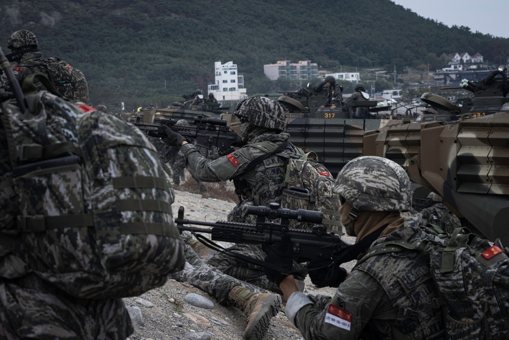 SY 24 | ROK Marines conduct simulated amphibious assault