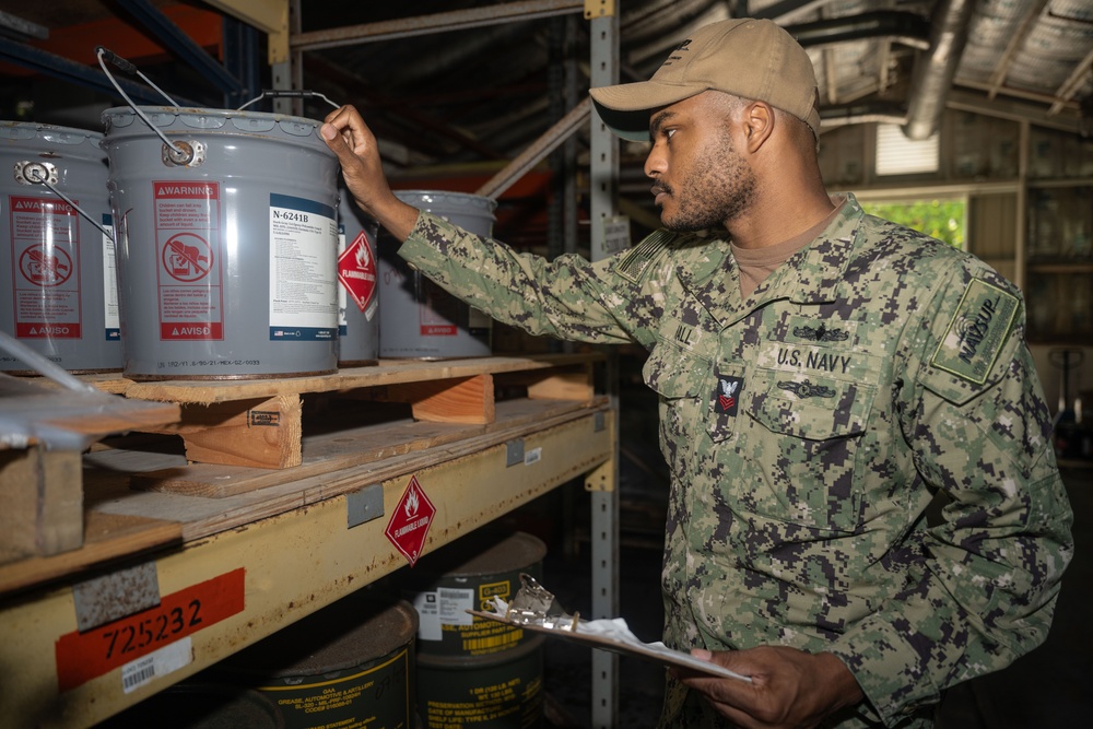 Logistics Specialist 1st Class Desmond Hall Sailor Spotlight