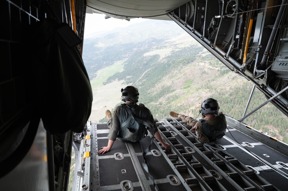 Peterson SFB host Civil Air Patrol cadets