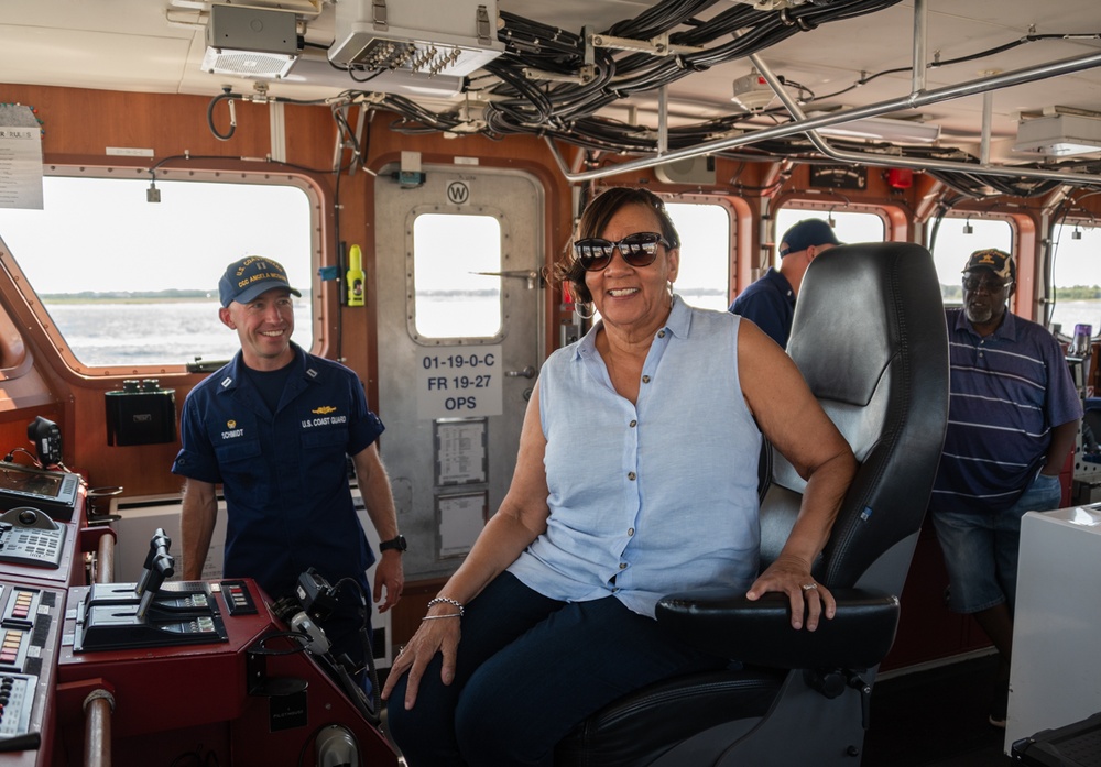 Coast Guard Cutter Angela McShan host family tour