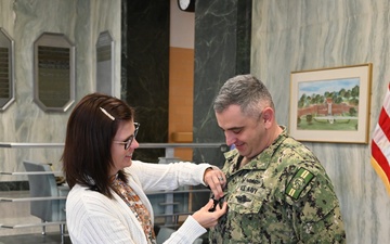 Introducing the newest Lieutenant Commander for Naval Hospital Beaufort