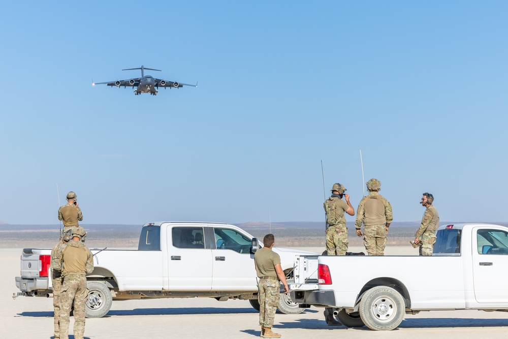 C-17 dry lakebed landings at Edwards AFB