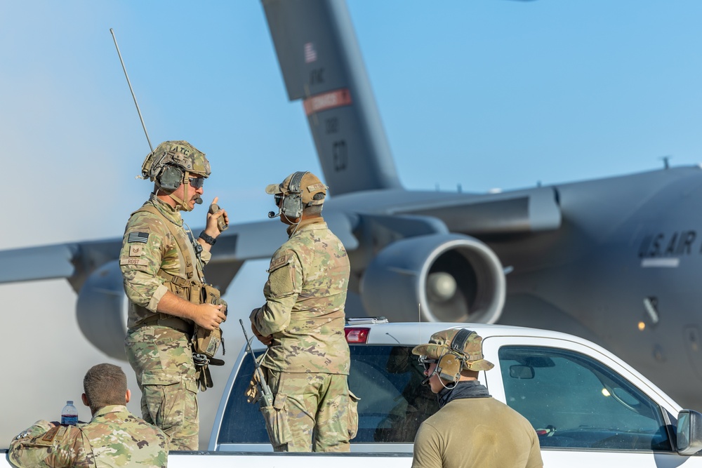 C-17 dry lakebed landings at Edwards AFB