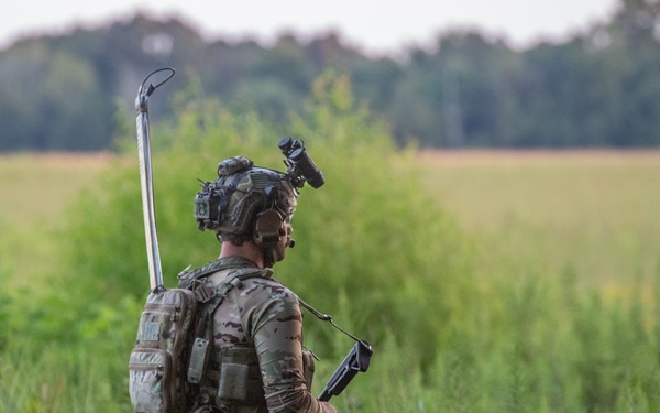 5th SFG(A) trains with U.S. Coast Guard MSRT Direct Action Section