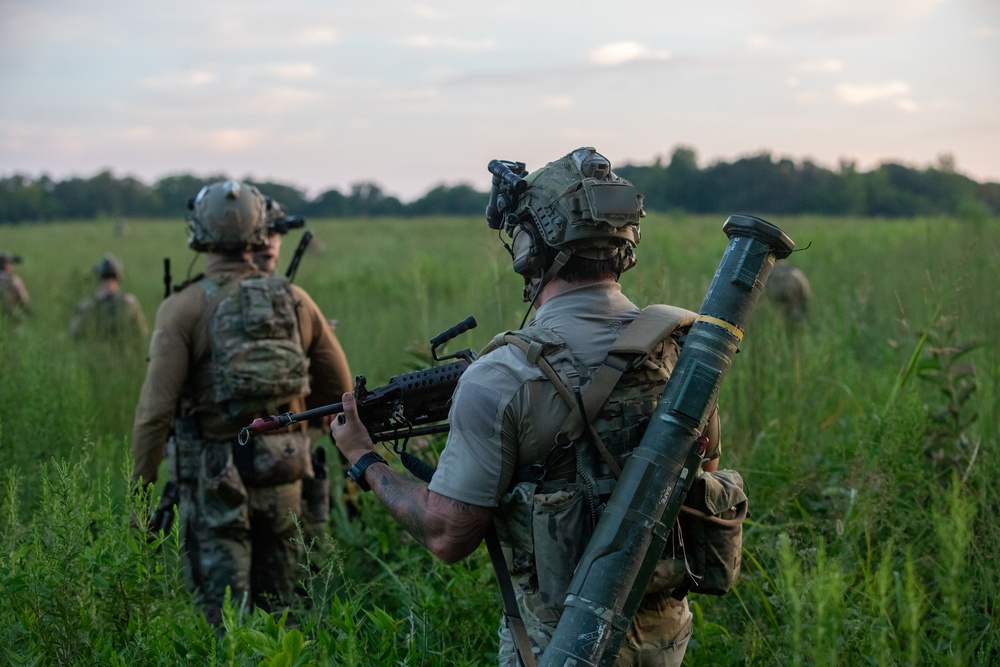 5th SFG(A) trains with U.S. Coast Guard MSRT Direct Action Section