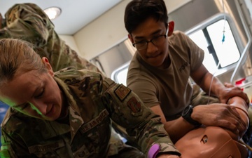 Getting Comfortable Being Uncomfortable — Guard Airmen Attend Medical Readiness University