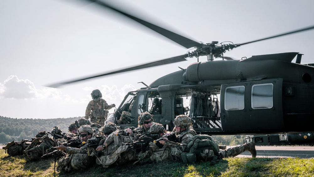 Sky Soldiers Conduct Cold Load Training On Blackhawk And Chinook Helicopters During Saber Junction 24