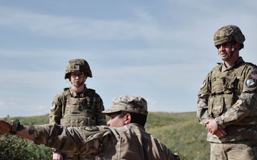 Space Soldiers, guardians stay grounded in grenade training