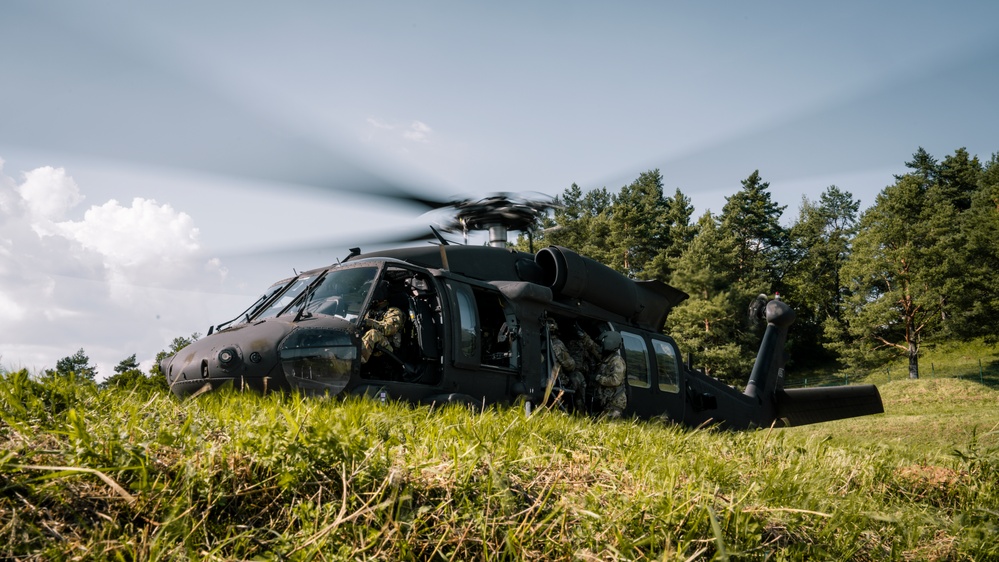 Sky Soldiers Conduct Cold Load Training On Blackhawk And Chinook Helicopters During Saber Junction 24