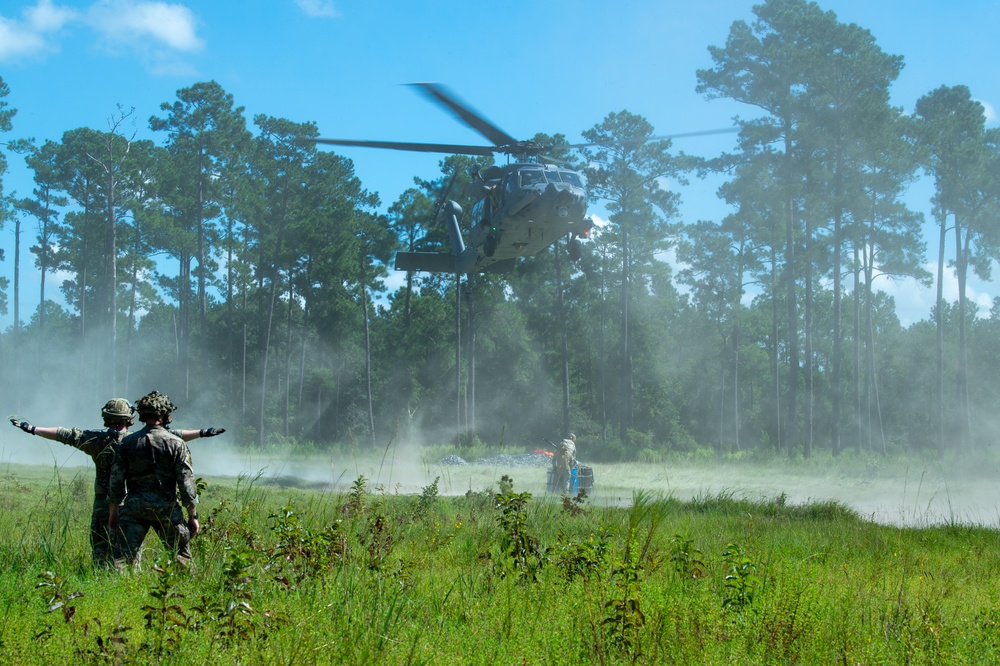 Team Moody conducts HH-60W sling load training