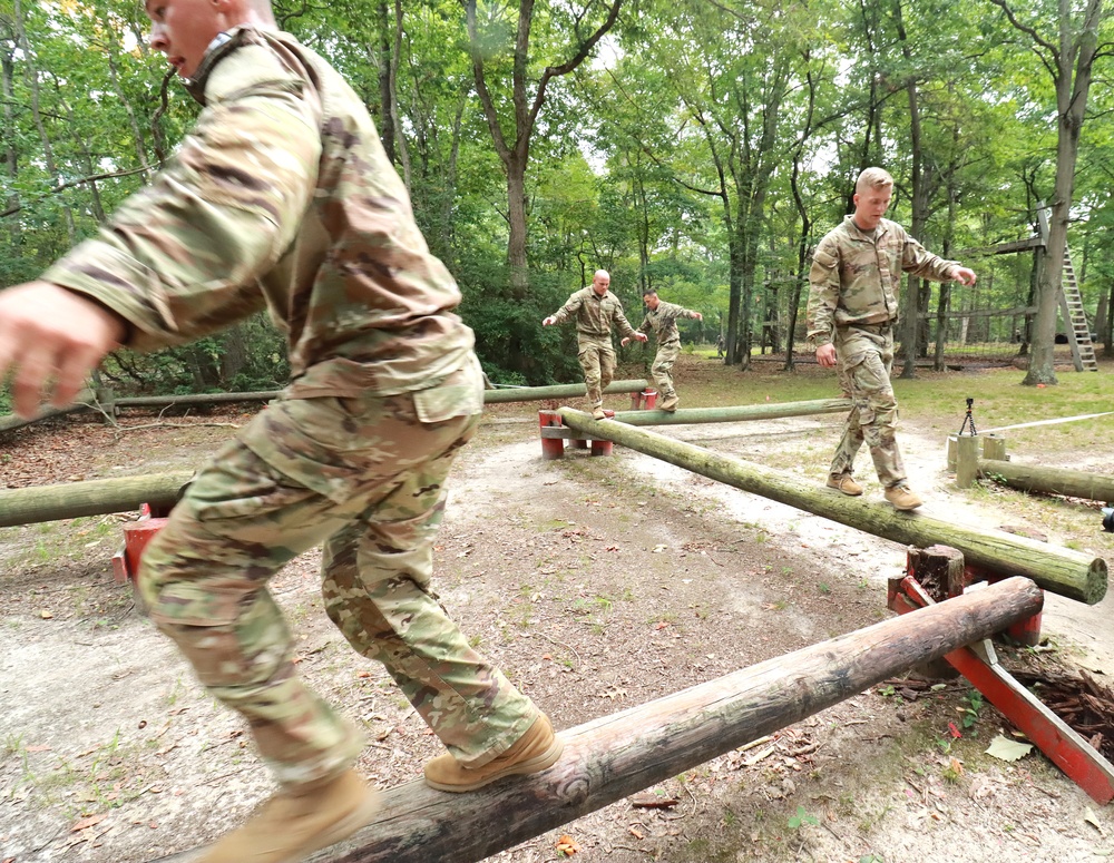 JB MDL- 2024 Army Reserve Best Squad Competition (Obstacle Course)
