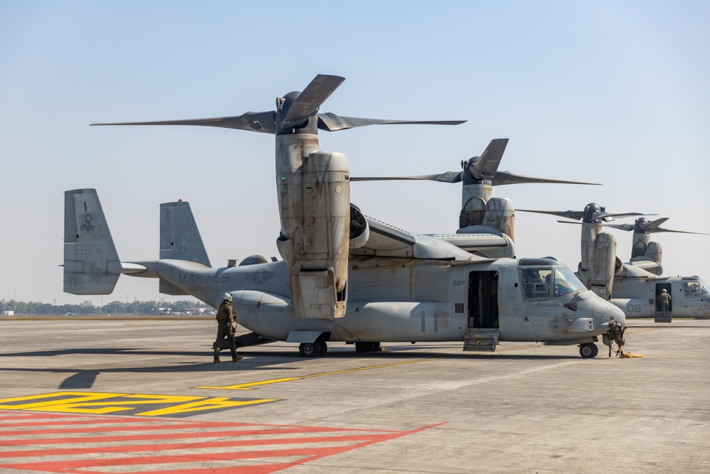 1st Bn., 1st Marines participates in amphibious assault exercise with Indonesian National Armed Forces service members during Super Garuda Shield 2024