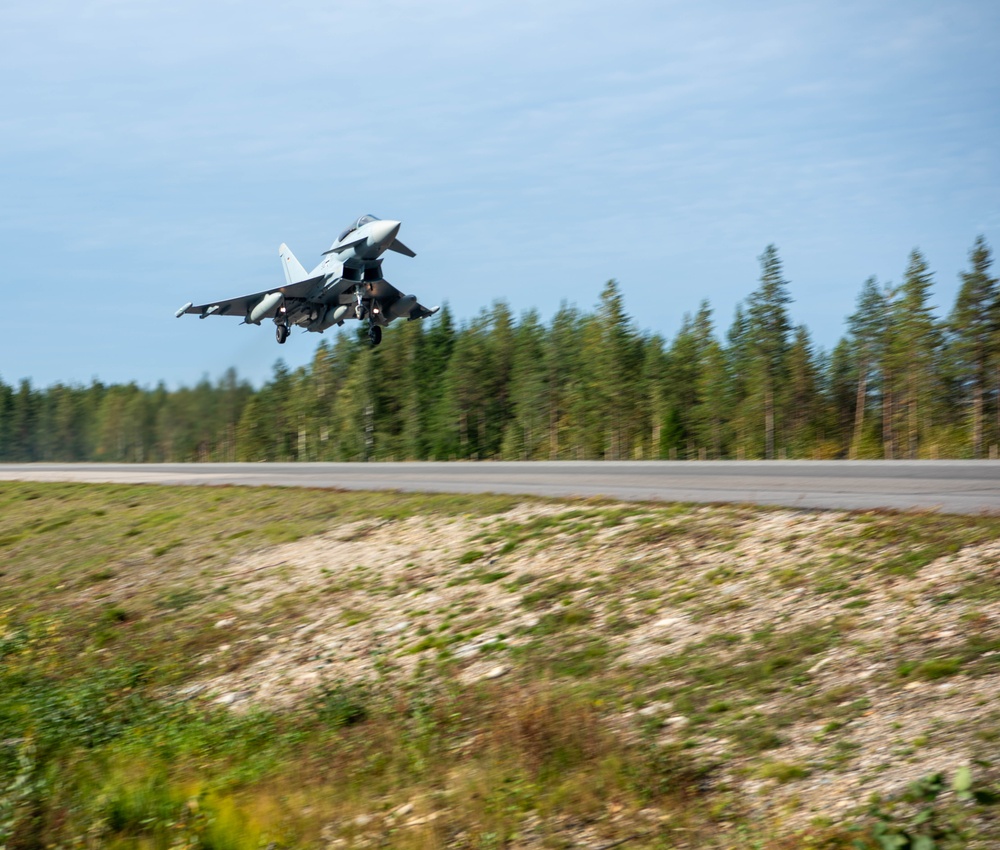 U.S. Air Force F-35 Lightning II makes historic first on highway in Finland