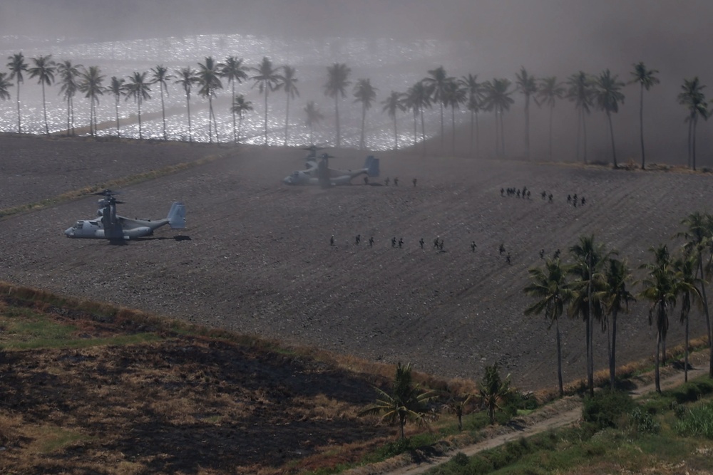 Super Garuda Shield 2024 | USS Green Bay participates in an Amphibious Exercise