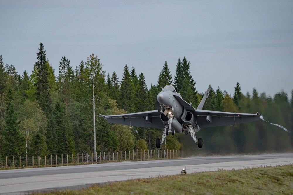 U.S. Air Force F-35 Lightning II makes historic first on highway in Finland