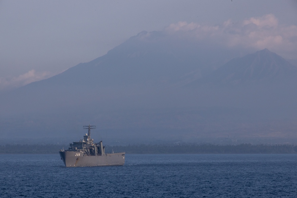 Super Garuda Shield 2024 | USS Green Bay participates in pass and review ceremony