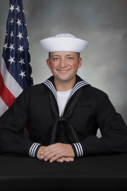 Hicks Earns Military Excellence Award at Recruit Training Command