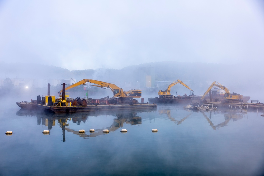 Pittsburgh District clears passage through dam, opens navigation channel to industry on Monongahela River to industry