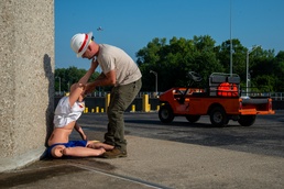 USACE partners with USCG to conduct security drills at McAlpine Locks and Dam