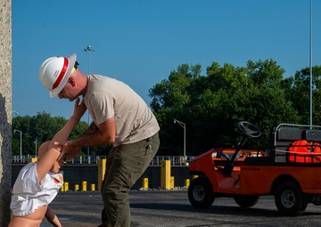 USACE partners with USCG to conduct security drills at McAlpine Locks and Dam