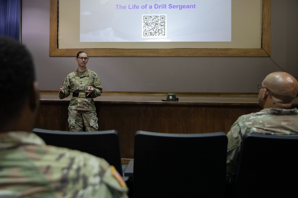 2023 Drill Sergeant of the year visits Fort Cavazos