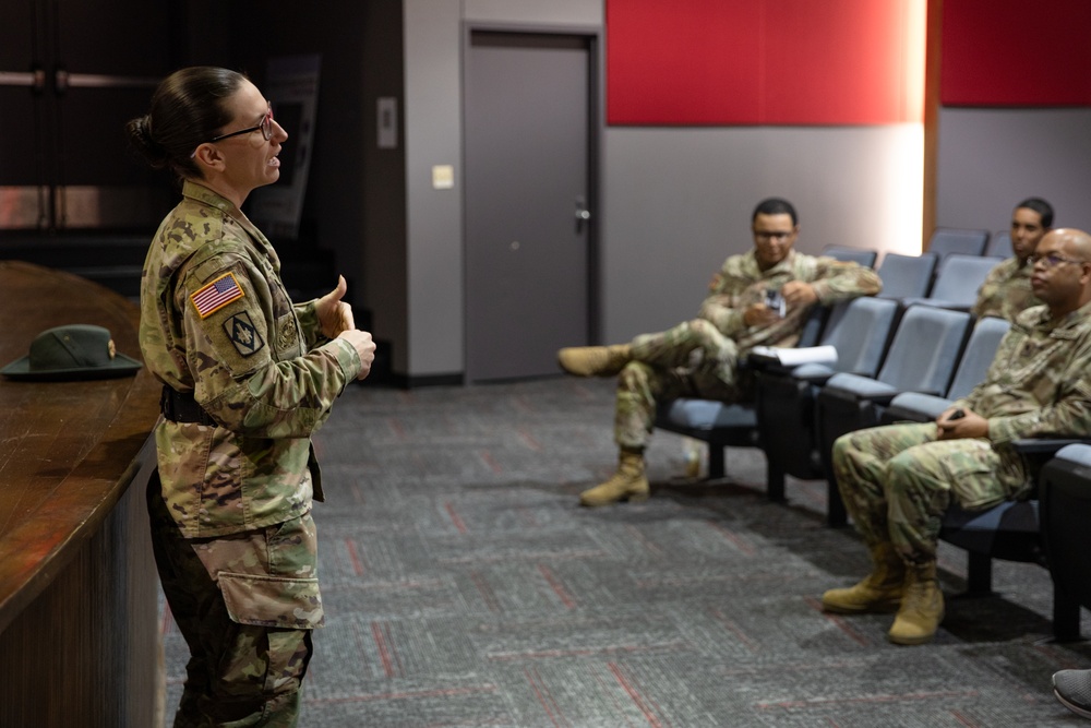 2023 Drill Sergeant of the year visits Fort Cavazos