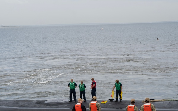 PCU New Jersey arrives an NWS Earle