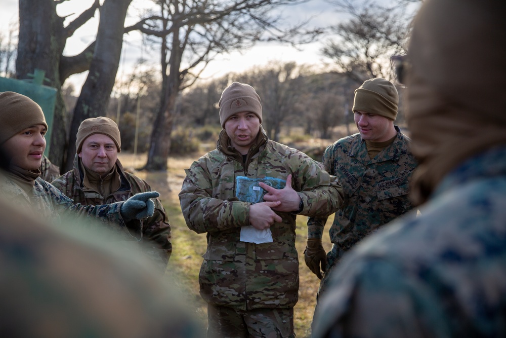 Chilean Marines share medical tactics, techniques with U.S. Marines during Exercise UNITAS LXV