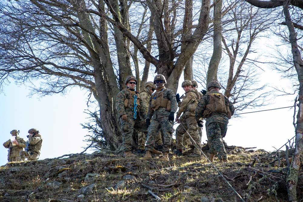 Chilean Marines share medical tactics, techniques with U.S. Marines during Exercise UNITAS LXV