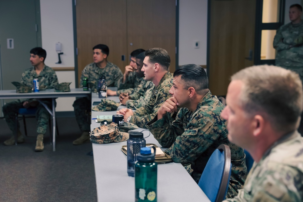 Applying the ATAK App: 10th HRF builds 'common operating picture' through joint training